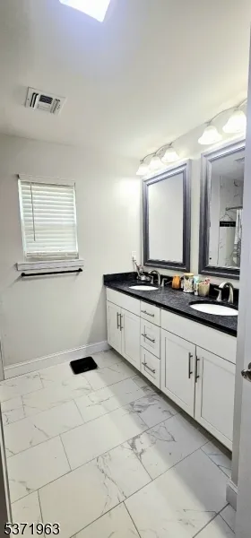 217 Seeley Ave Keansburg, NJ 07734