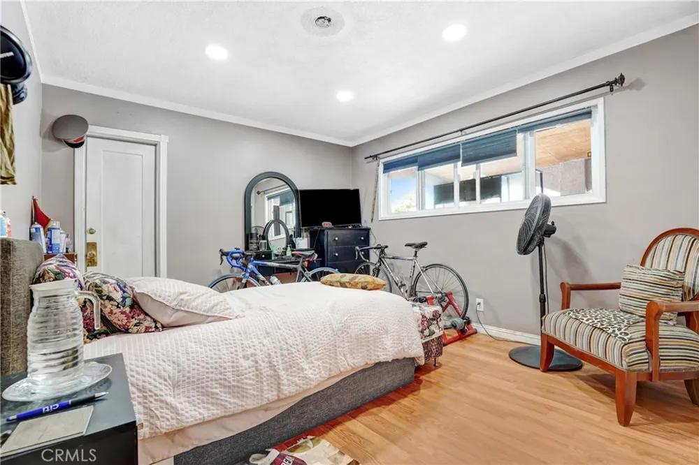14813 Jeremie Baldwin Park, CA 91706