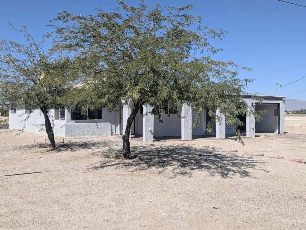 2373 Oahu Lane Thermal, CA 92274