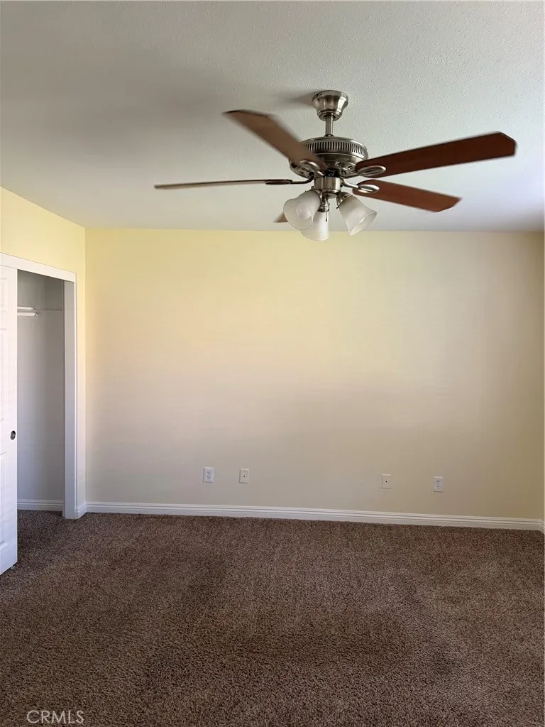 27290 Outrigger Lane Helendale, CA 92342