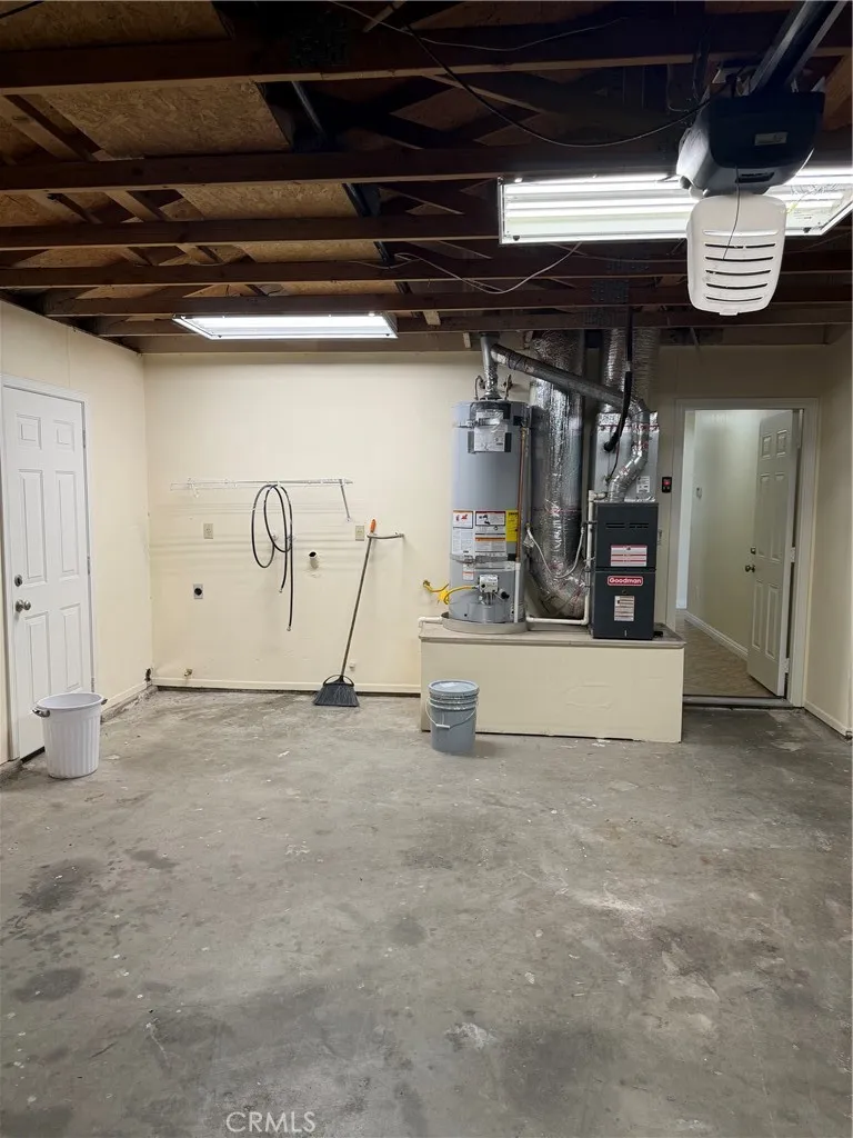 27290 Outrigger Lane Helendale, CA 92342
