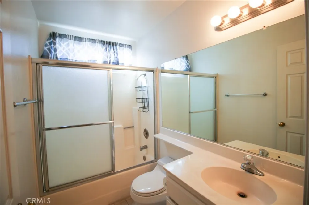 28772 Bridge Water Lane Menifee, CA 92584