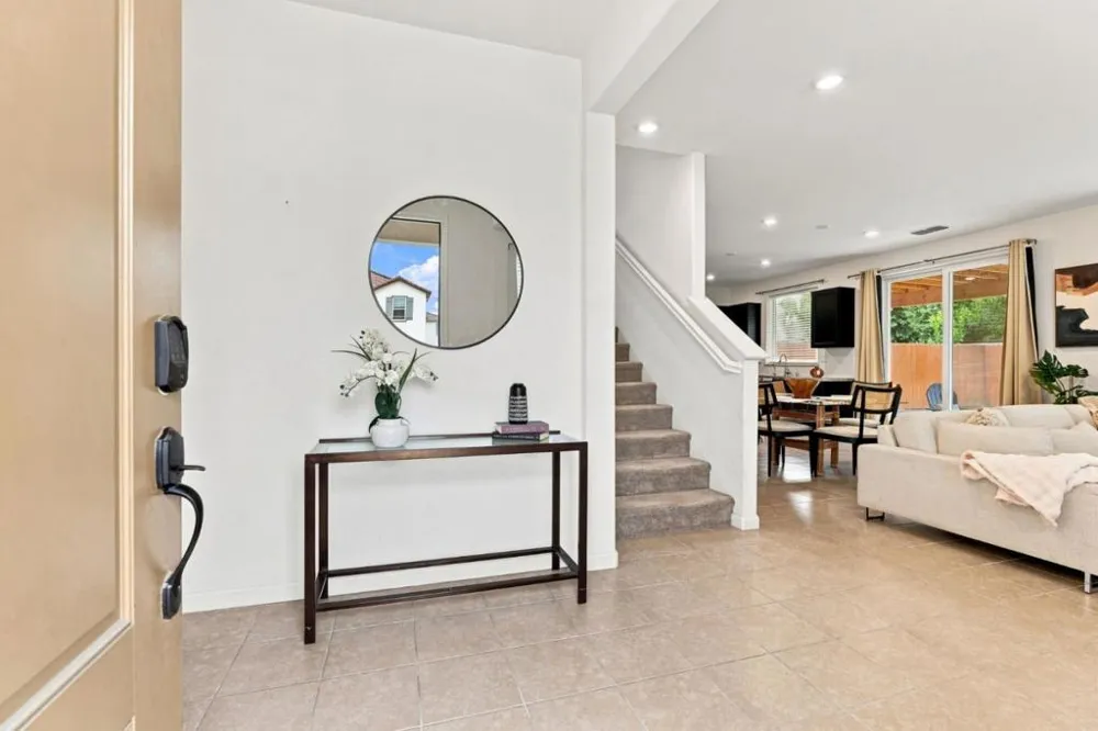 600 Duran Court Hollister, CA 95023