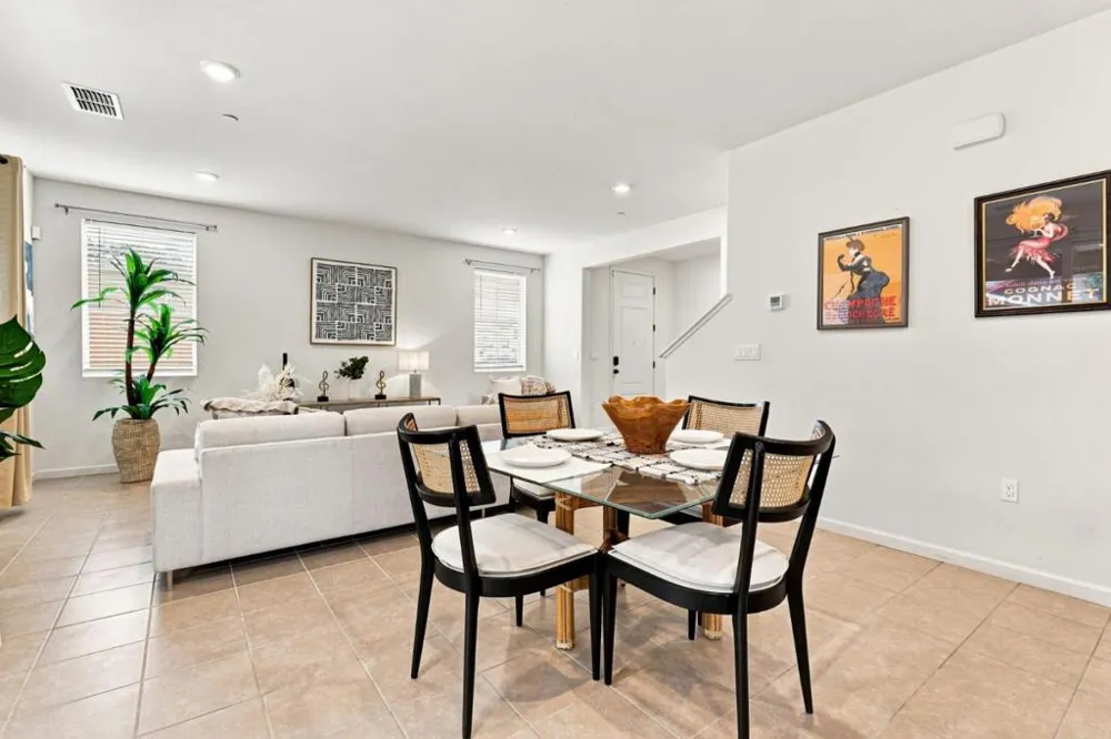 600 Duran Court Hollister, CA 95023