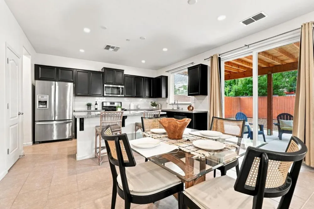 600 Duran Court Hollister, CA 95023