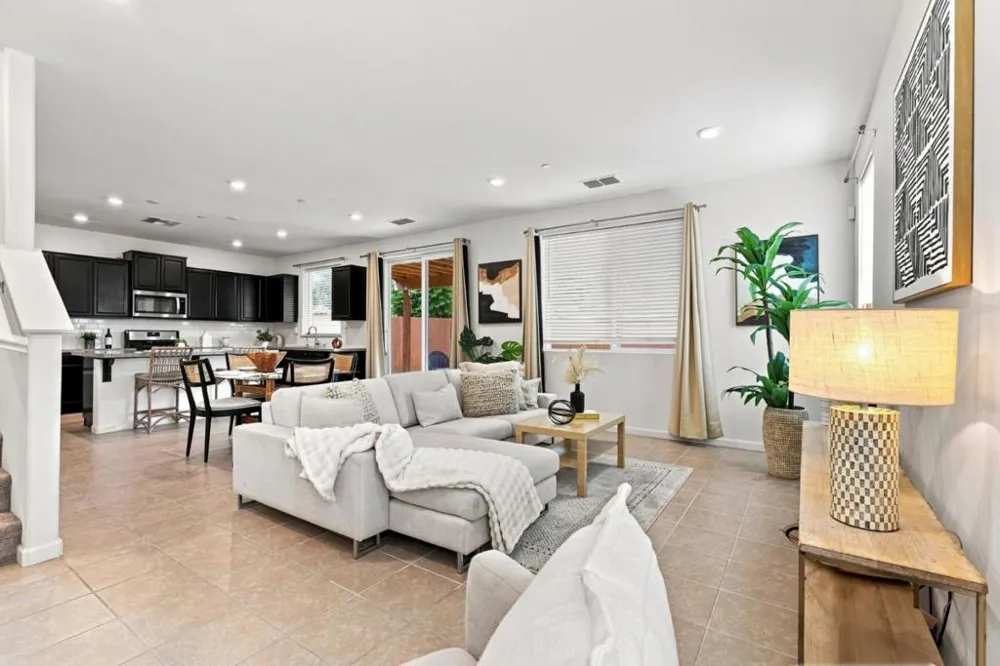 600 Duran Court Hollister, CA 95023