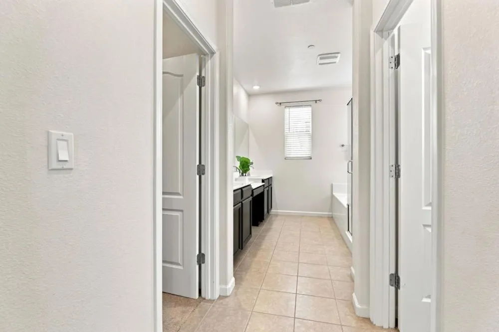 600 Duran Court Hollister, CA 95023