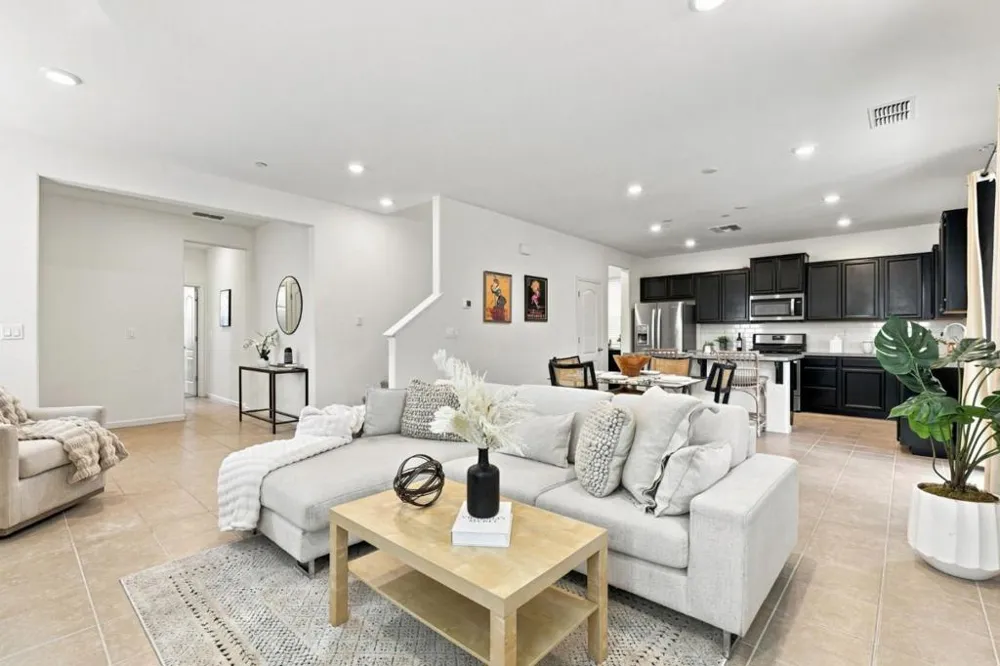 600 Duran Court Hollister, CA 95023