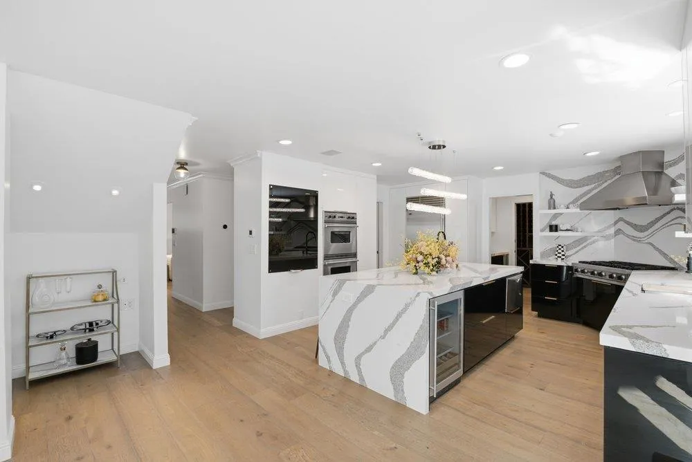 16215 Rose Avenue Monte Sereno, CA 95030
