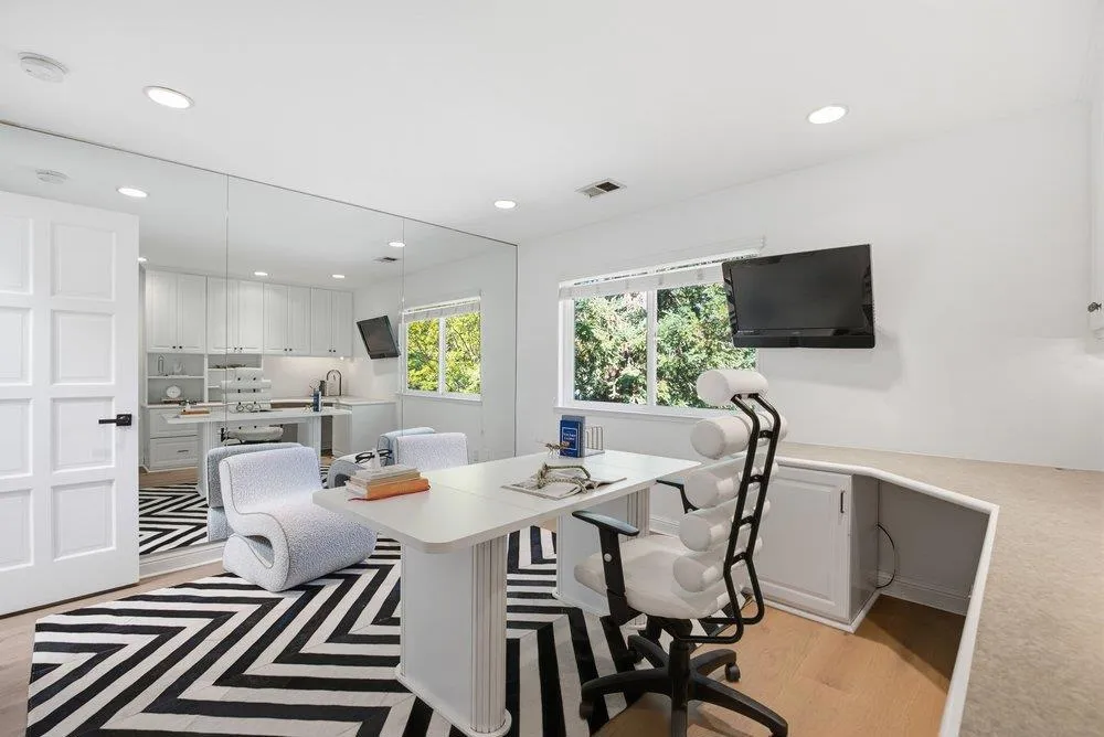 16215 Rose Avenue Monte Sereno, CA 95030