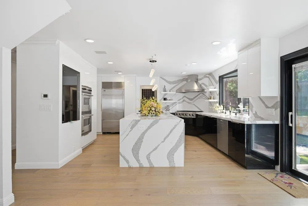 16215 Rose Avenue Monte Sereno, CA 95030