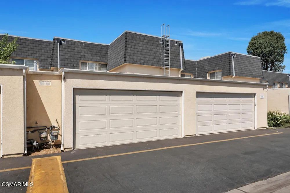 19208 Hamlin Street #4 Reseda, CA 91335