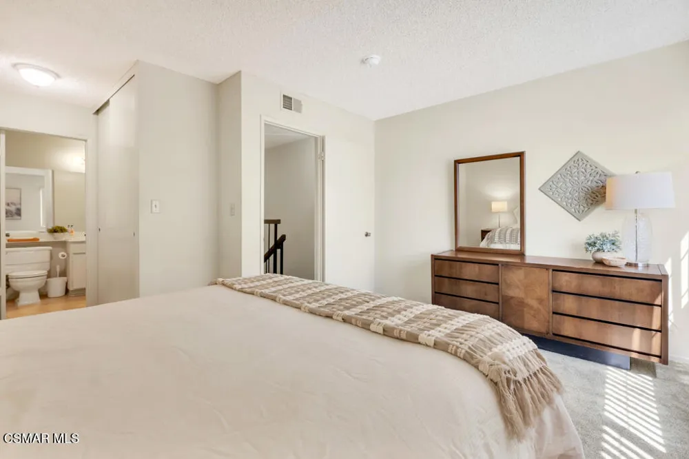 19208 Hamlin Street #4 Reseda, CA 91335