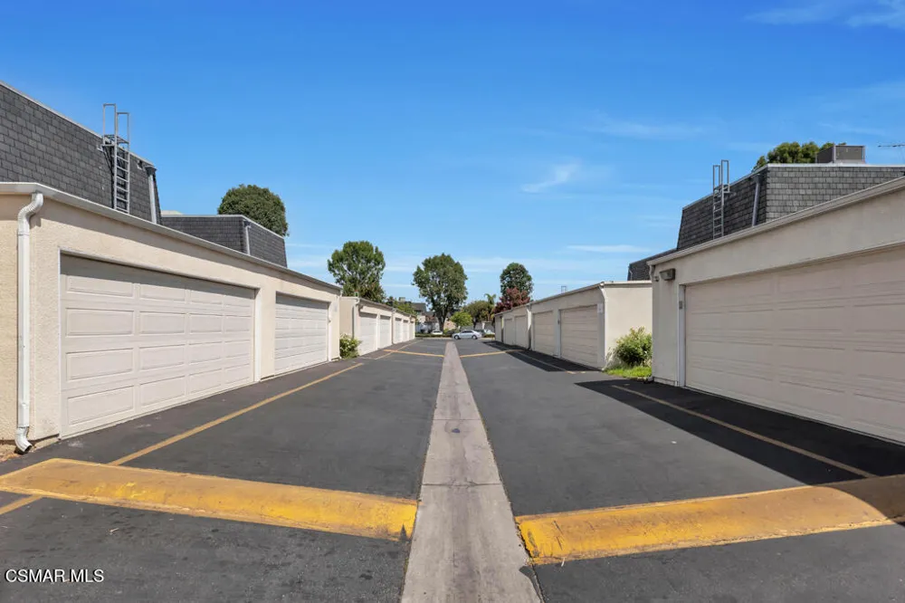 19208 Hamlin Street #4 Reseda, CA 91335