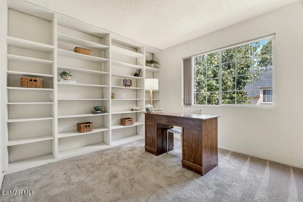 19208 Hamlin Street #4 Reseda, CA 91335