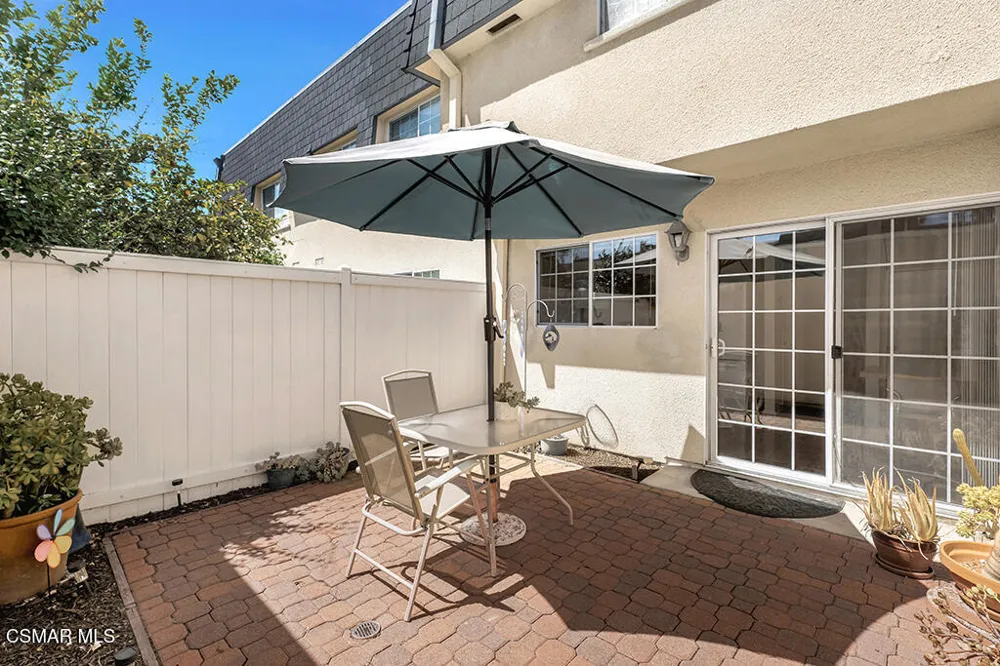 19208 Hamlin Street #4 Reseda, CA 91335