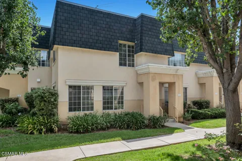 19208 Hamlin Street #4