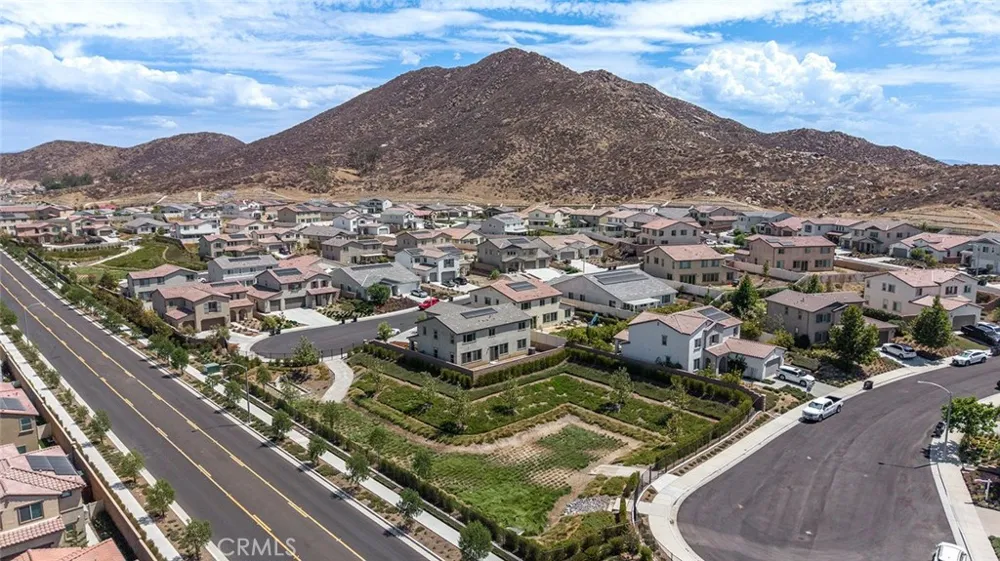 29633 Kearney Court Winchester, CA 92596