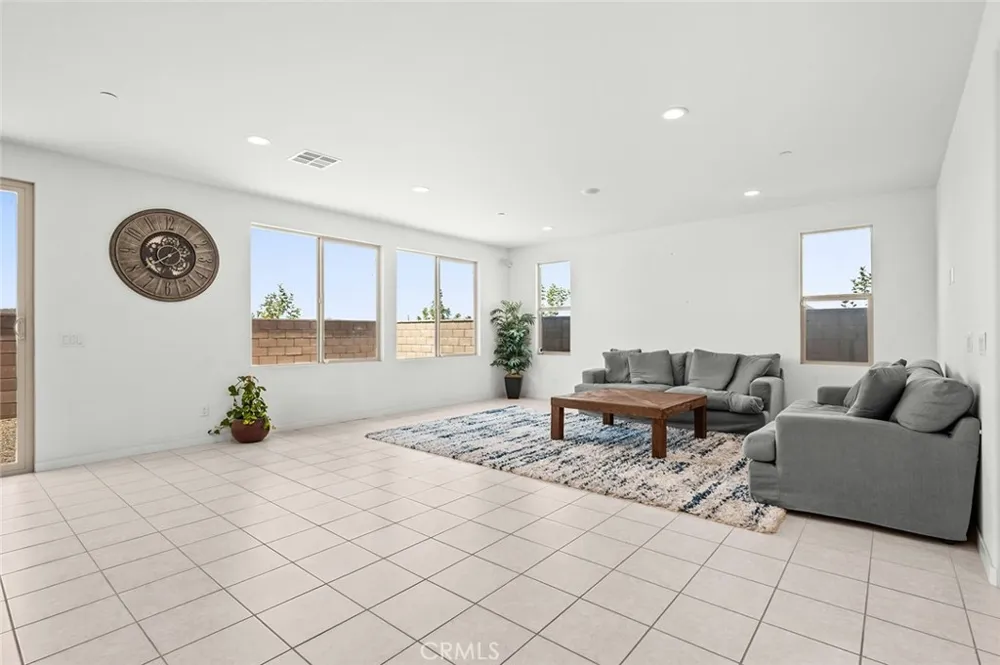 29633 Kearney Court Winchester, CA 92596