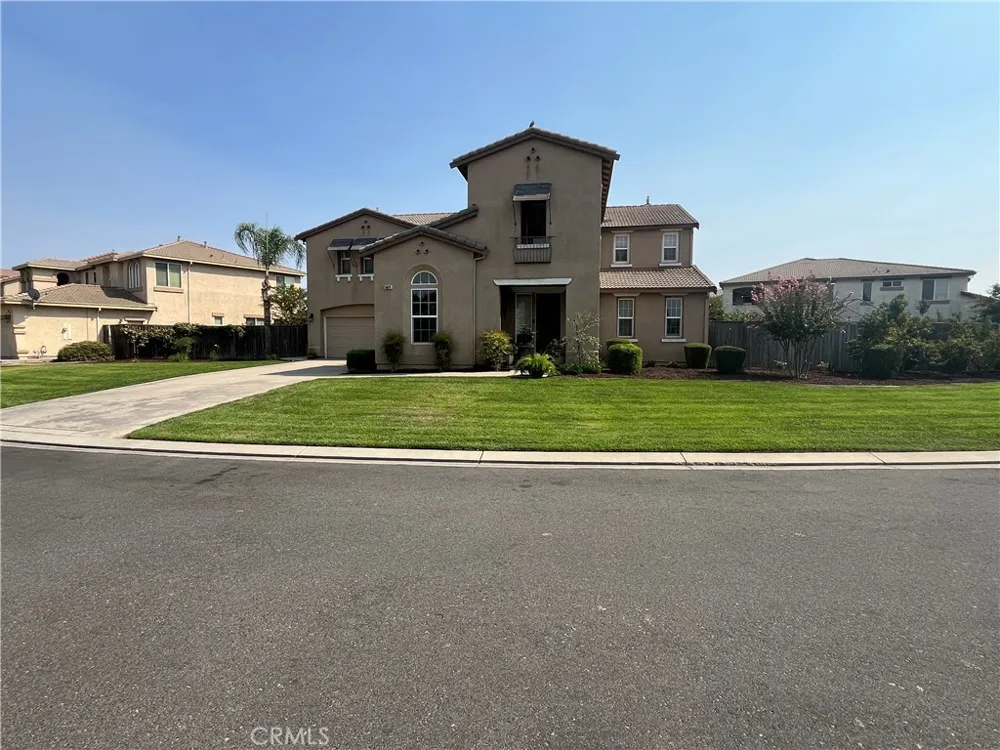 15075 Torrey Pines Chowchilla, CA 93610