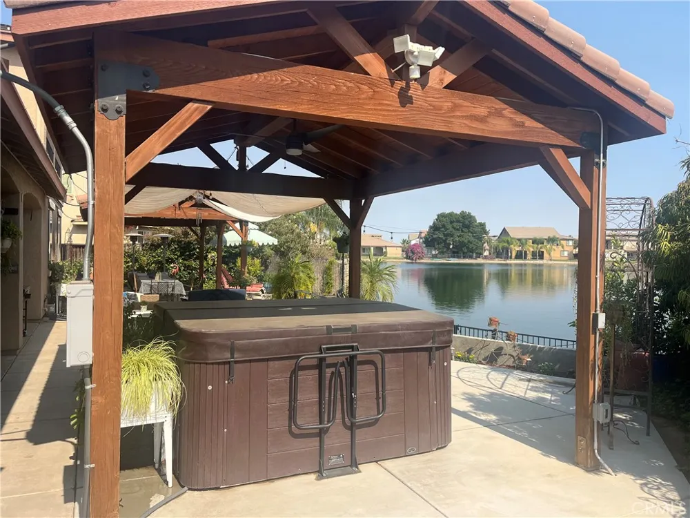 15075 Torrey Pines Chowchilla, CA 93610