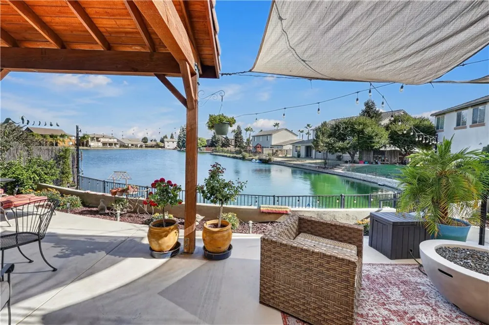 15075 Torrey Pines Chowchilla, CA 93610