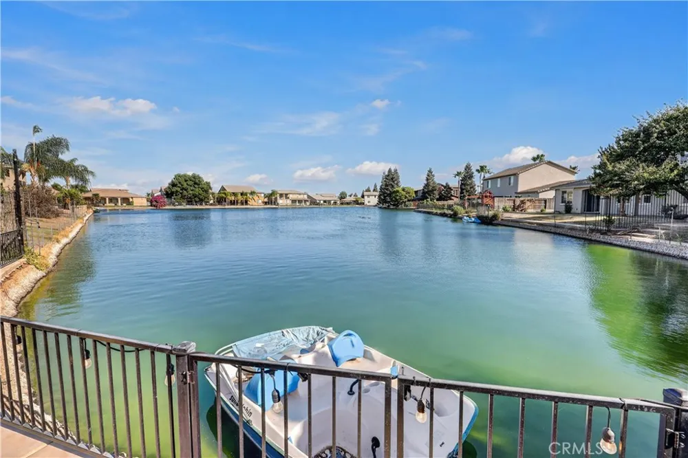 15075 Torrey Pines Chowchilla, CA 93610