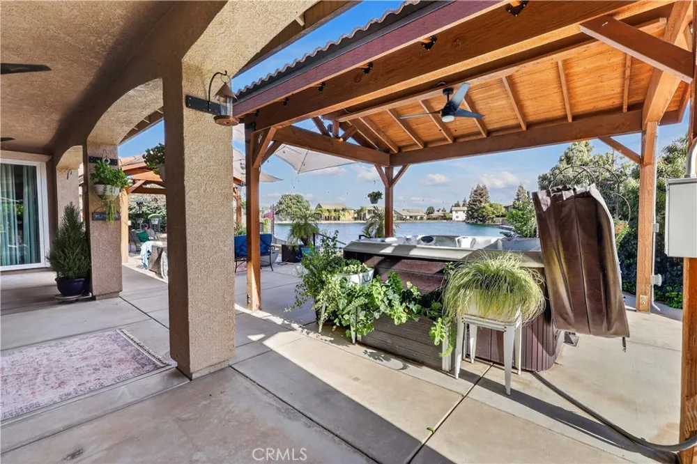 15075 Torrey Pines Chowchilla, CA 93610