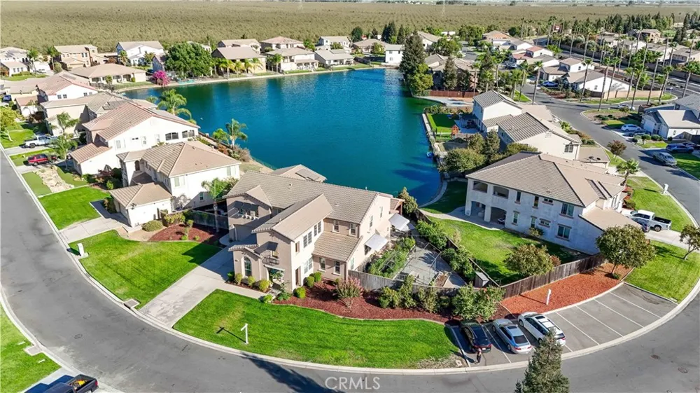 15075 Torrey Pines Chowchilla, CA 93610