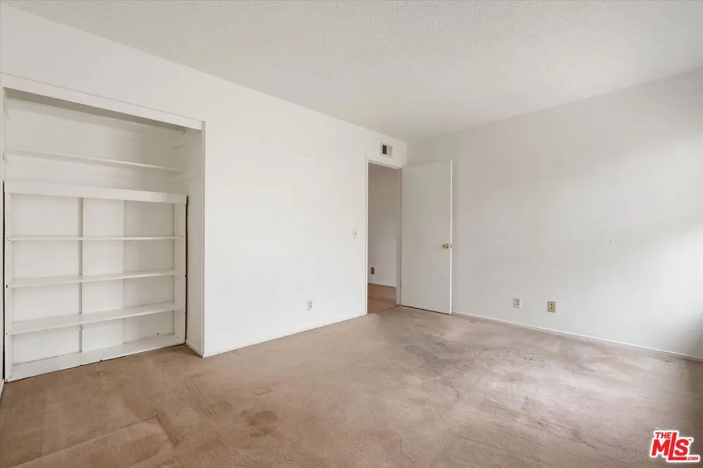 2243 Newquist Court Camarillo, CA 93010