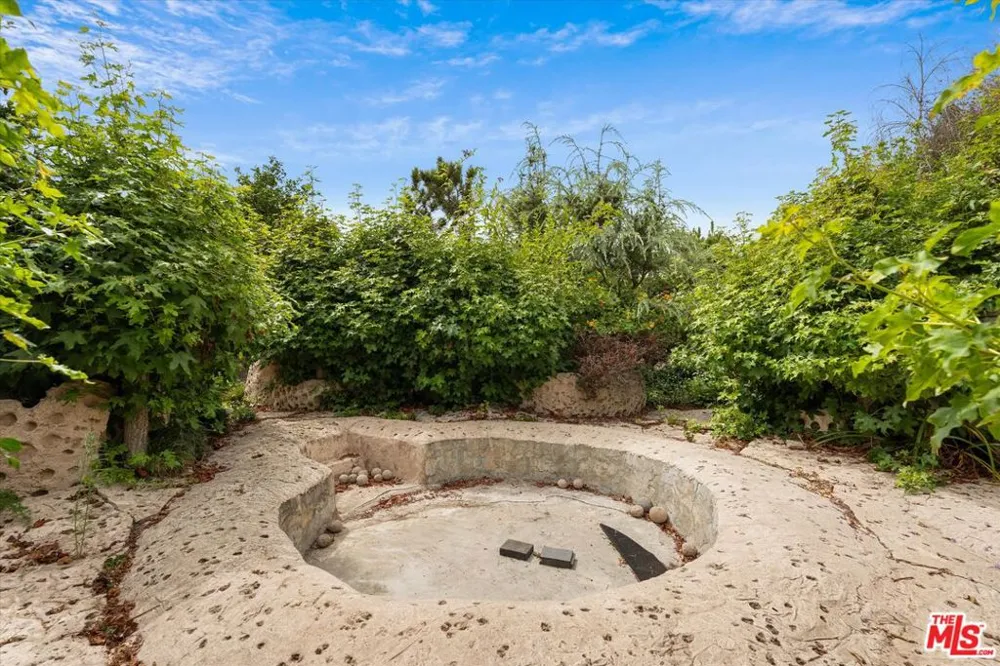 2243 Newquist Court Camarillo, CA 93010