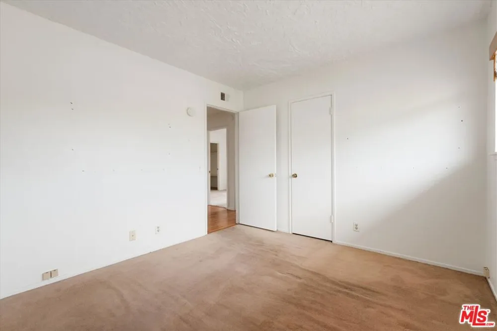 2243 Newquist Court Camarillo, CA 93010