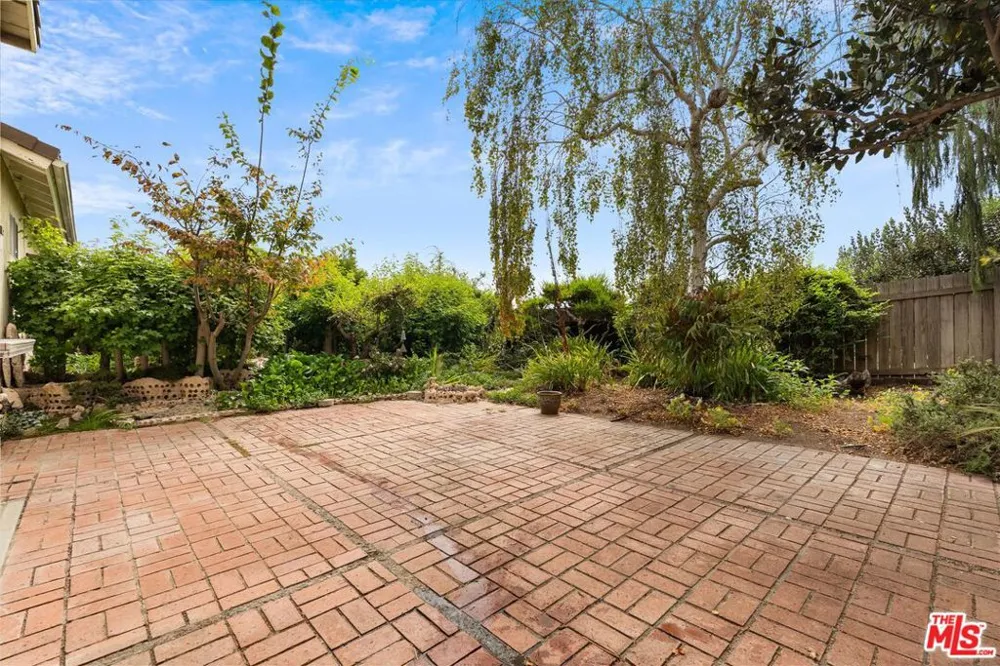 2243 Newquist Court Camarillo, CA 93010