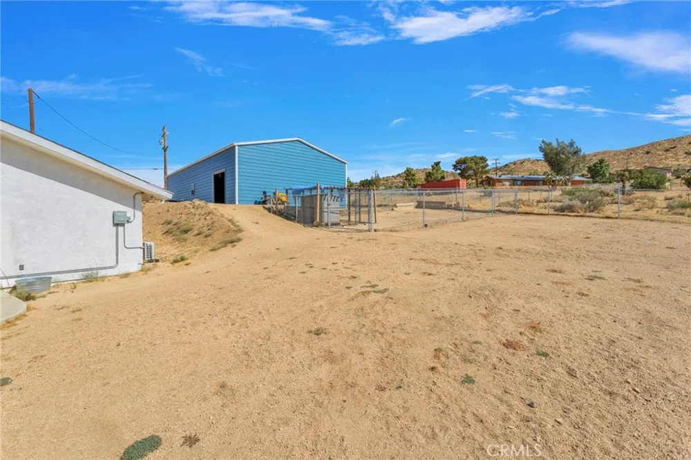 9356 Bonita Vista Apple Valley, CA 92308