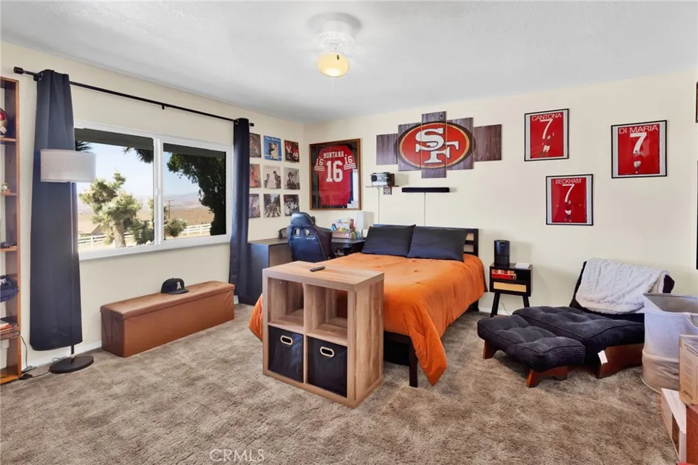 9356 Bonita Vista Apple Valley, CA 92308