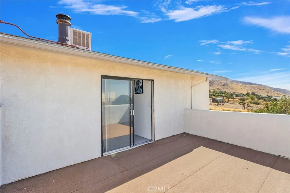 9356 Bonita Vista Apple Valley, CA 92308