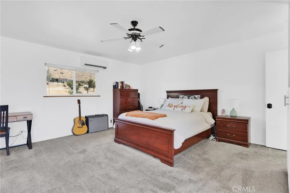 9356 Bonita Vista Apple Valley, CA 92308