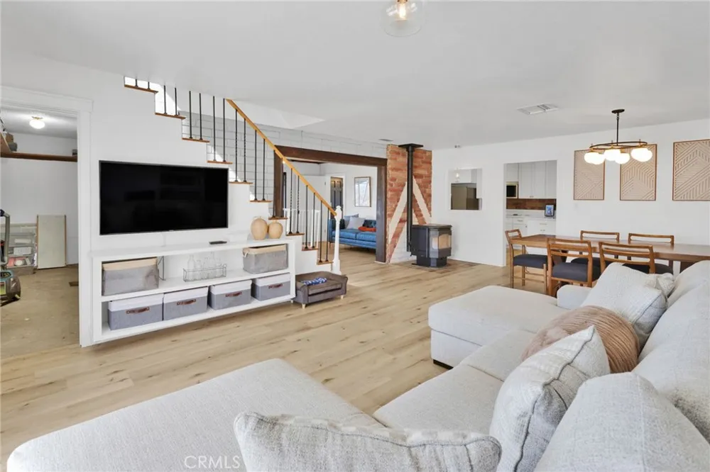 9356 Bonita Vista Apple Valley, CA 92308