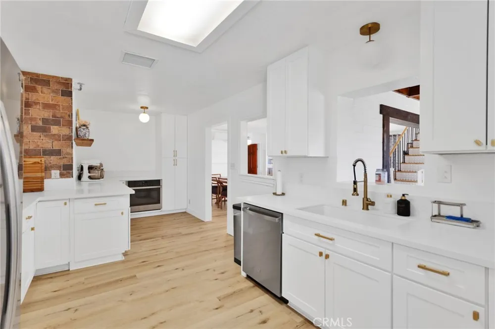9356 Bonita Vista Apple Valley, CA 92308