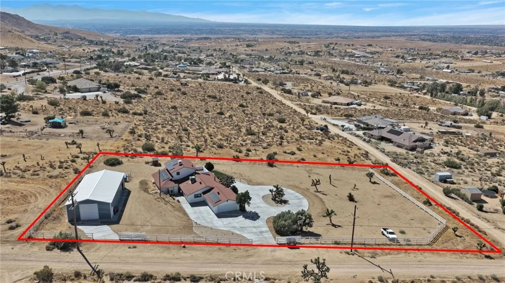 9356 Bonita Vista Apple Valley, CA 92308