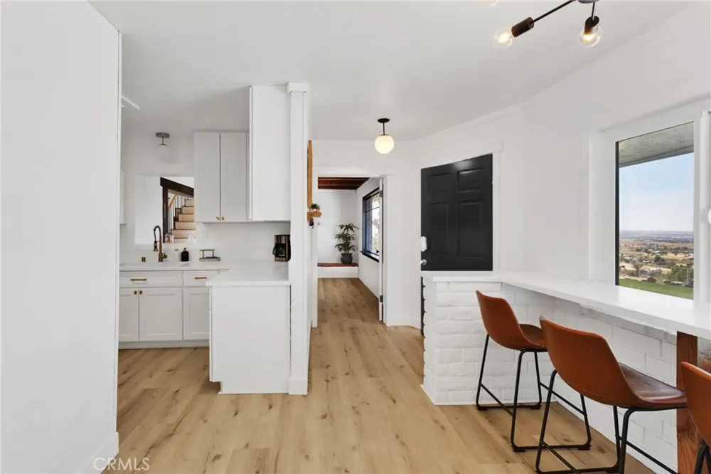 9356 Bonita Vista Apple Valley, CA 92308
