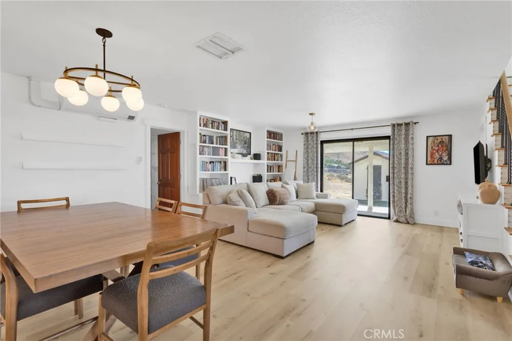 9356 Bonita Vista Apple Valley, CA 92308