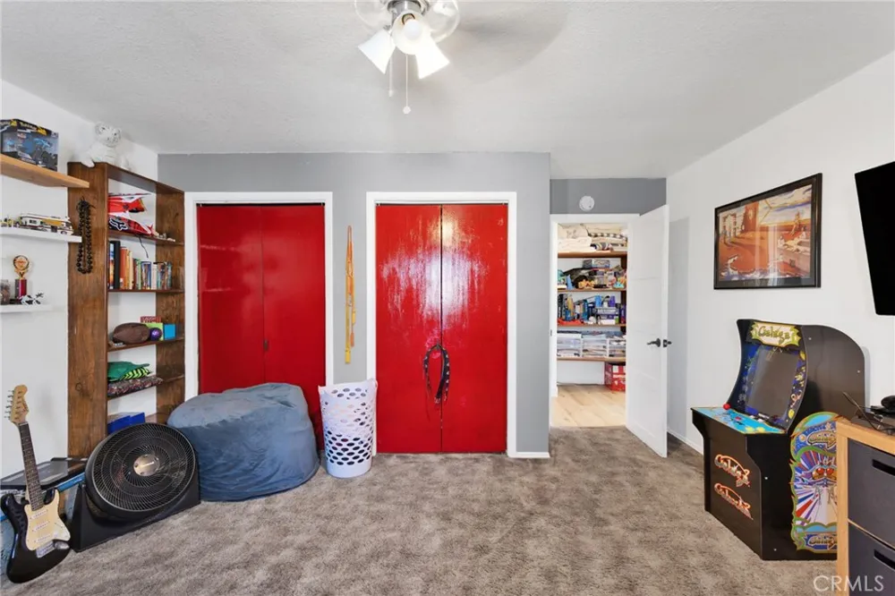 9356 Bonita Vista Apple Valley, CA 92308
