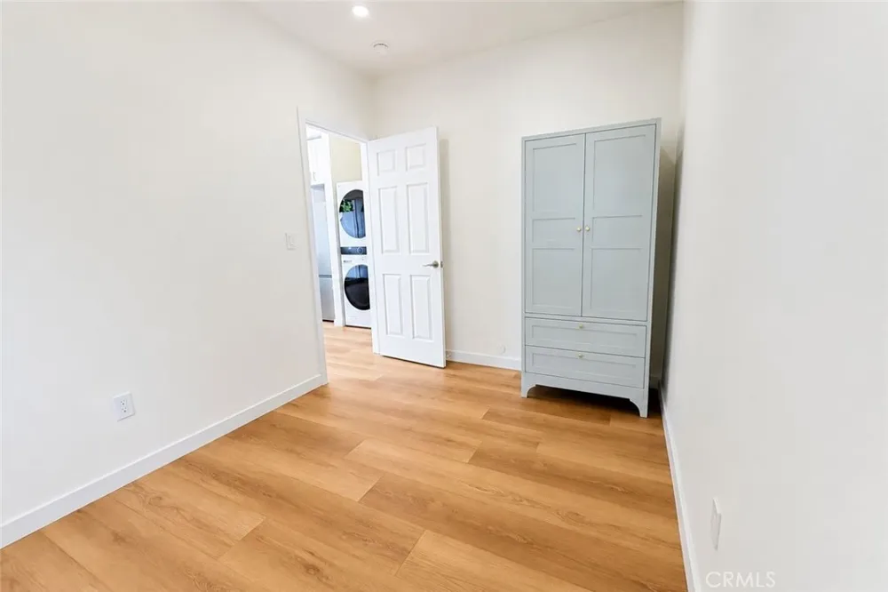 7938 Lurline Ave Winnetka, CA 91306