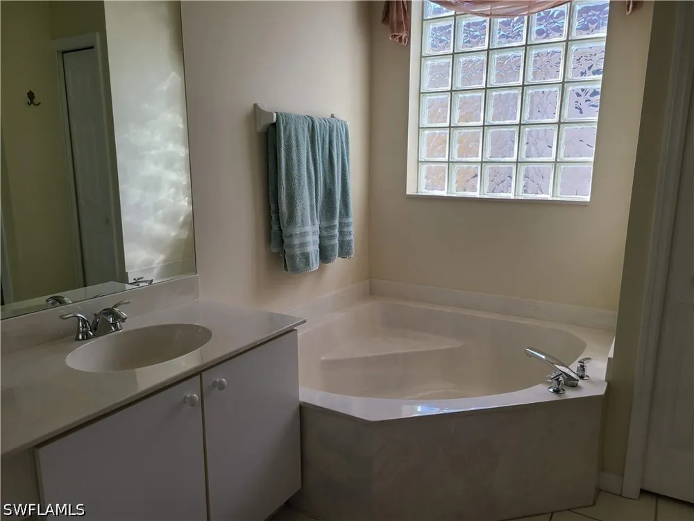 Crossfield Circle Naples, FL 34104