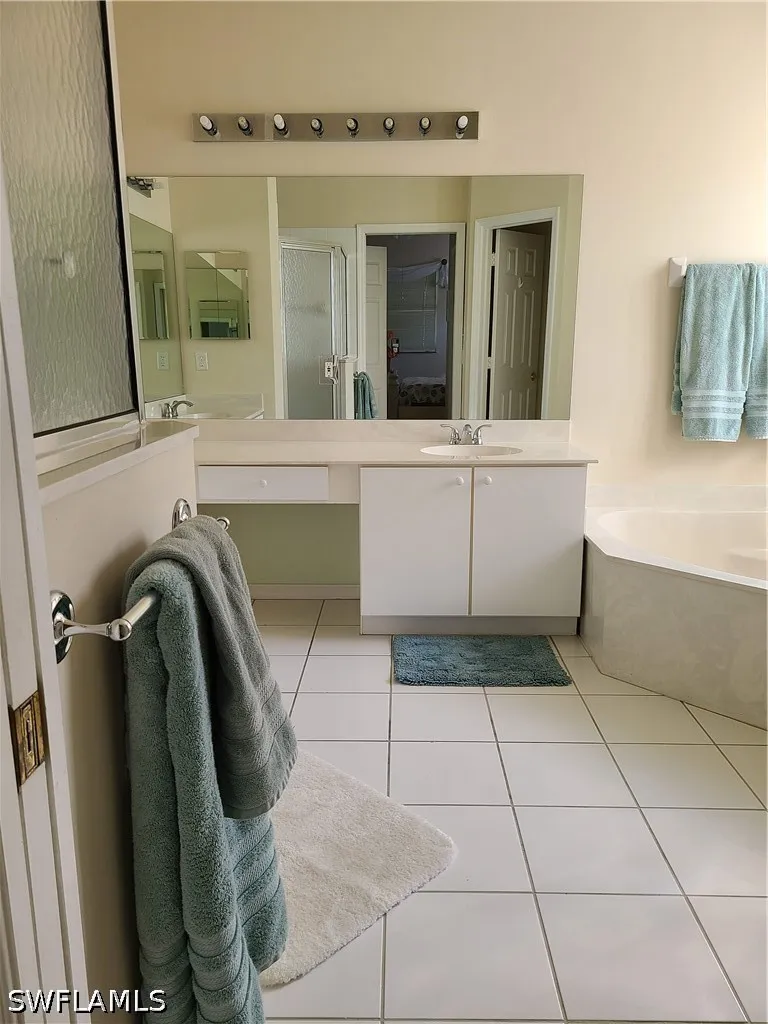 Crossfield Circle Naples, FL 34104