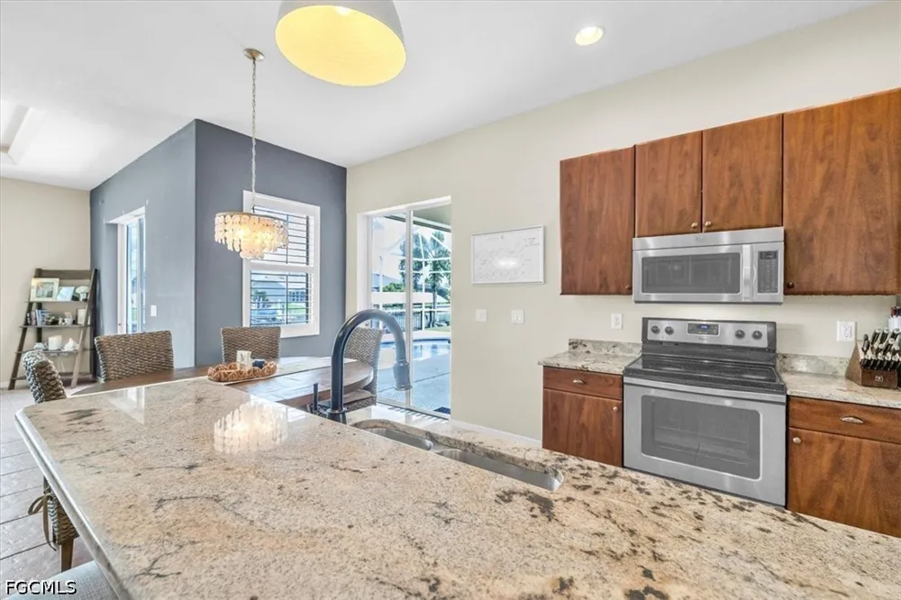 SW 38th Street Cape Coral, FL 33914