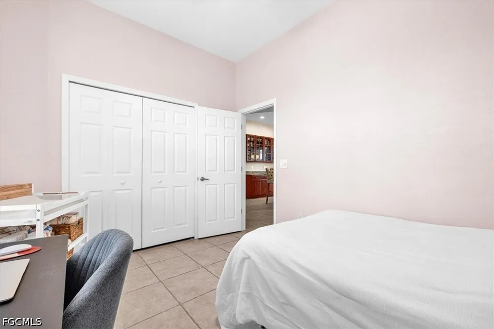 SW 38th Street Cape Coral, FL 33914