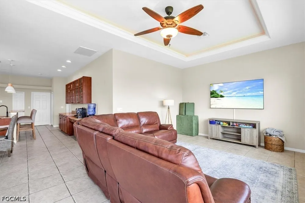 SW 38th Street Cape Coral, FL 33914