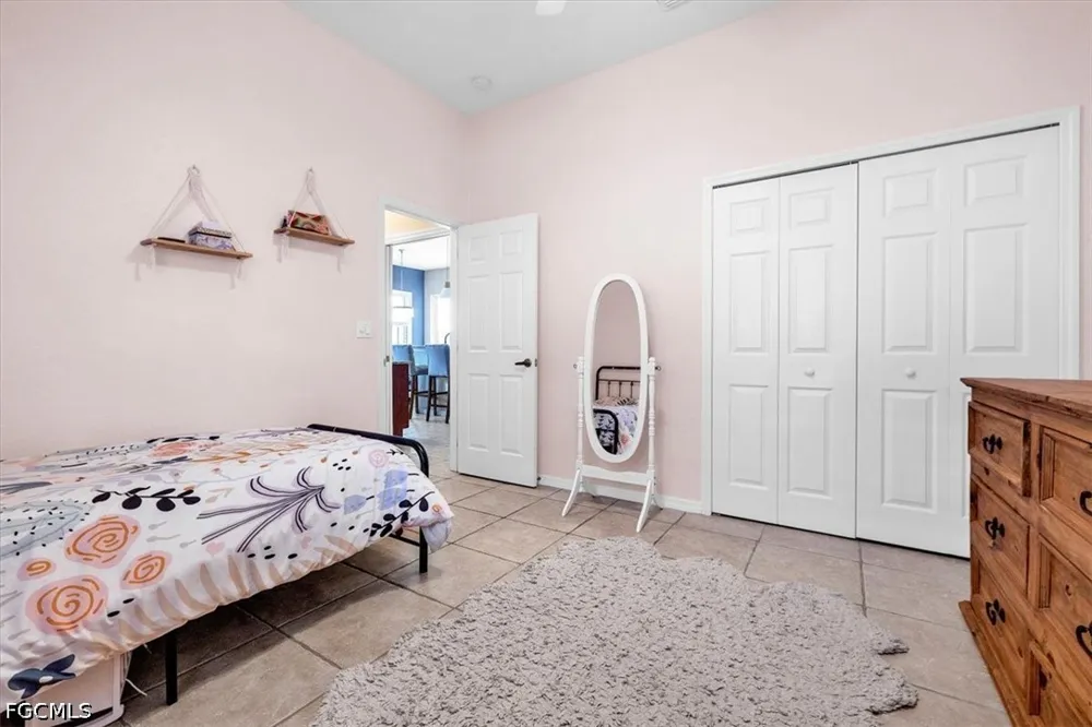 SW 38th Street Cape Coral, FL 33914